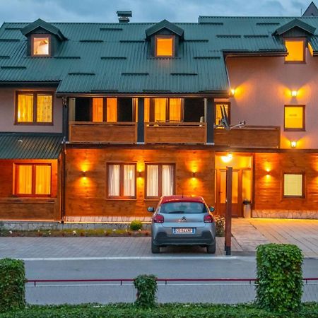 Guesthouse Sandra Kolasin Ngoại thất bức ảnh