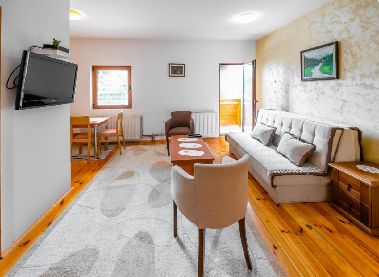 Guesthouse Sandra Kolasin Ngoại thất bức ảnh