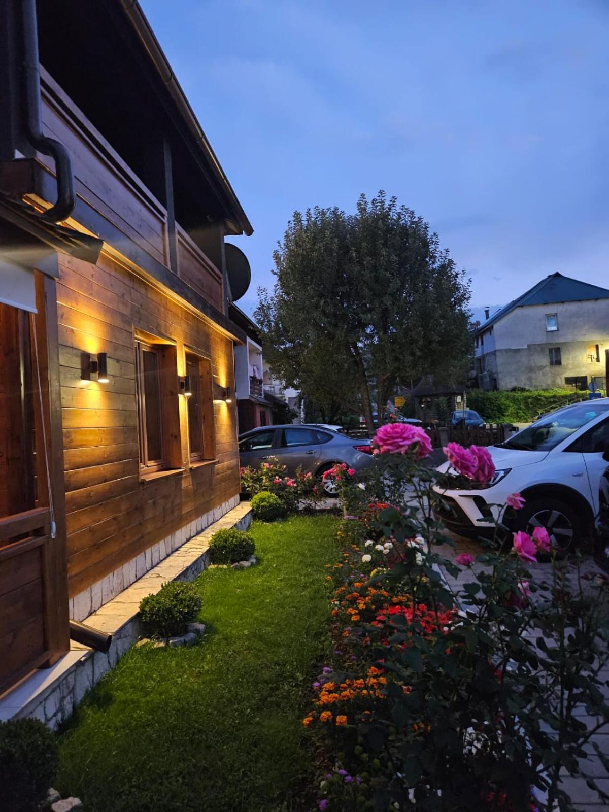 Guesthouse Sandra Kolasin Ngoại thất bức ảnh